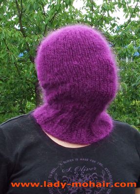 normal_mohair_balaclava_close_purple_unbrushed

