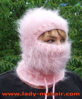 normal_mohair_balaclava_open_rose_brushed_1
